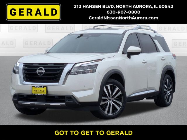 2024 Nissan Pathfinder Platinum 4WD's photo