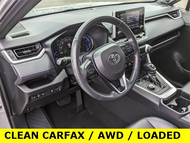 Used 2020 Toyota RAV4 XSE with VIN JTMEWRFV2LJ037478 for sale in North Aurora, IL