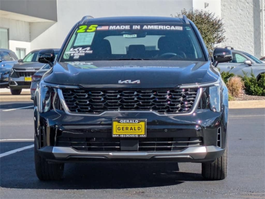 Used 2025 Kia Sorento S SUV
