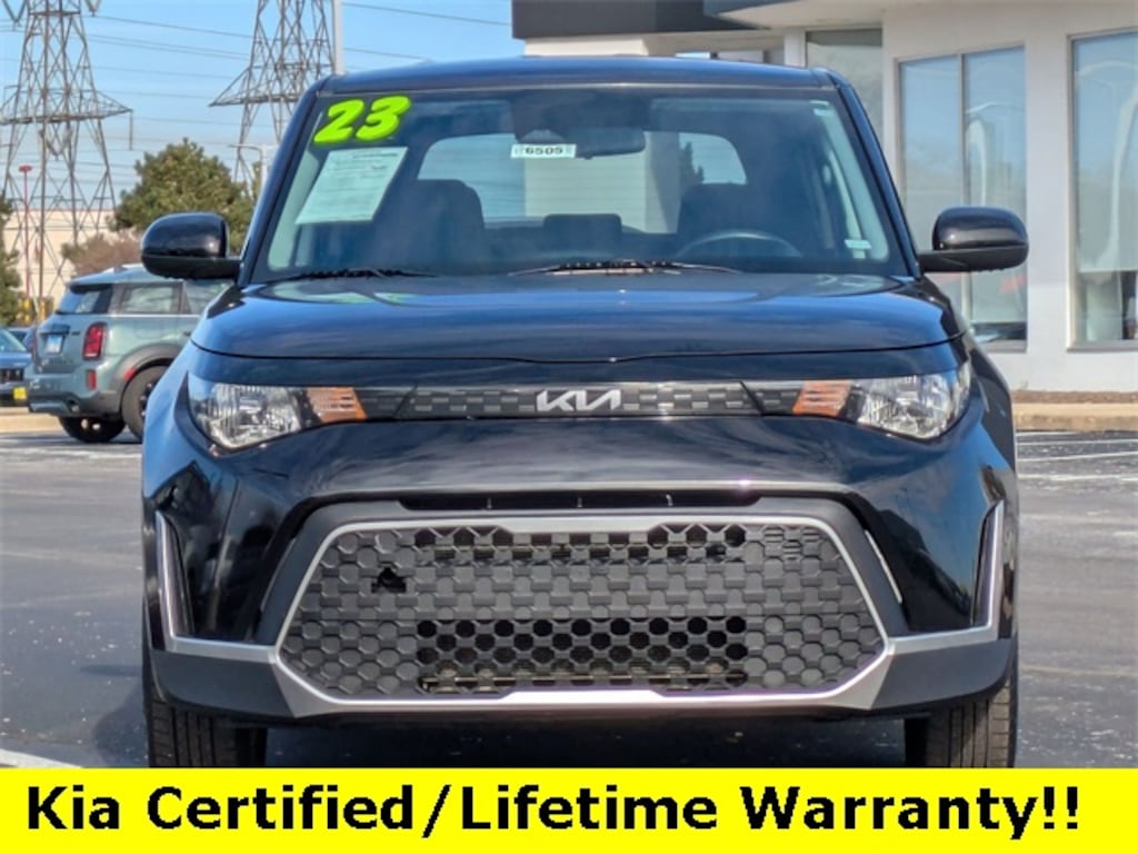 Certified 2023 Kia Soul LX Hatchback