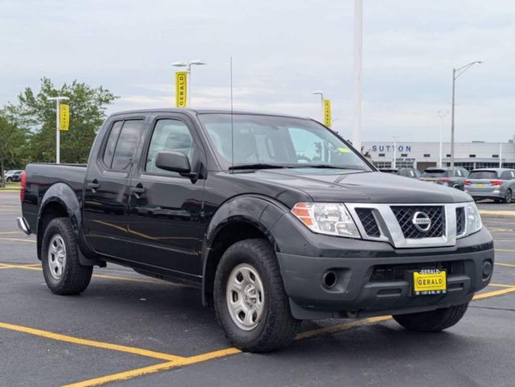 Used 2016 Nissan Frontier S Truck Crew Cab
