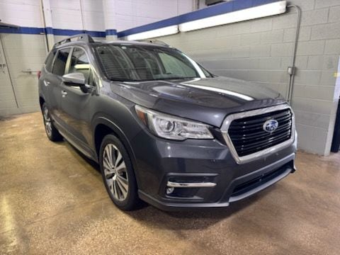 2019 Subaru Ascent Touring's photo