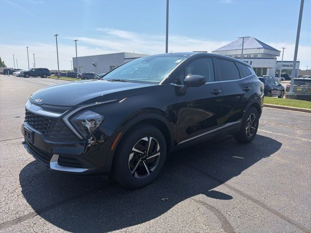 2023 Kia Sportage 1.6 LX Hybrid AT AWD's photo