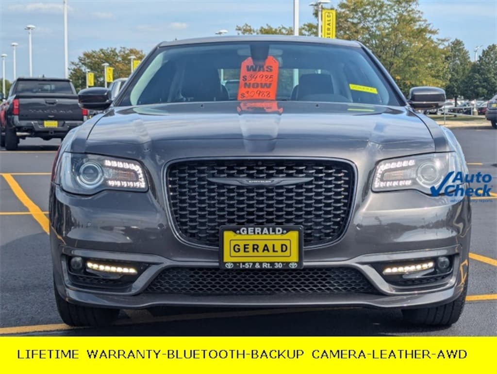 Used 2023 Chrysler 300 Touring L Sedan