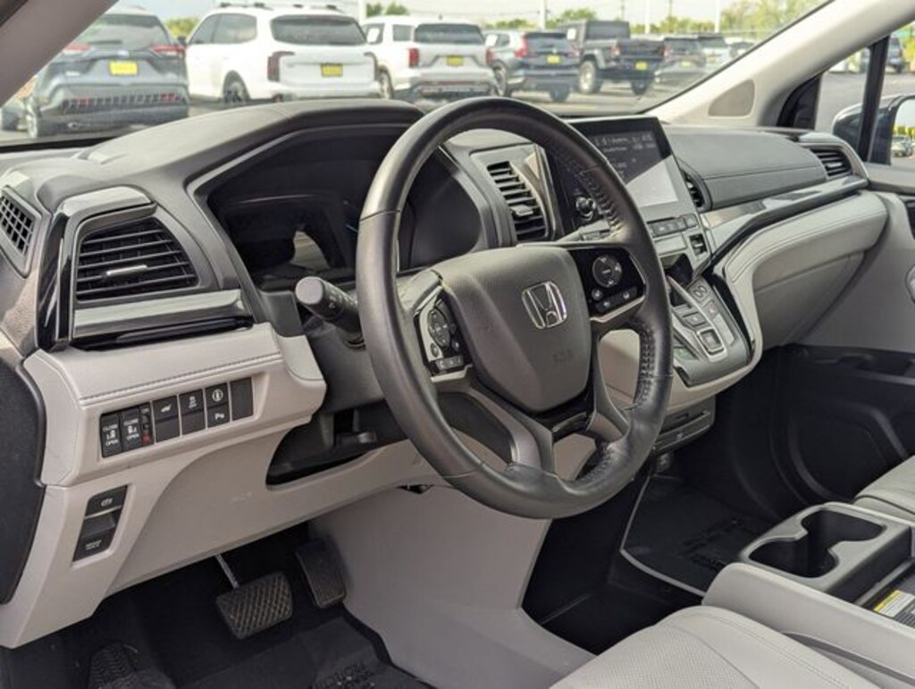 Used 2024 Honda Odyssey Elite Van