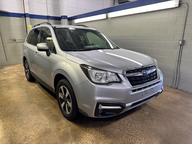 2017 Subaru Forester 2.5i Premium CVT's photo