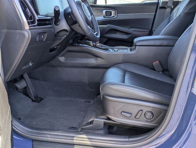 2025 Kia Sorento S - Photo 11