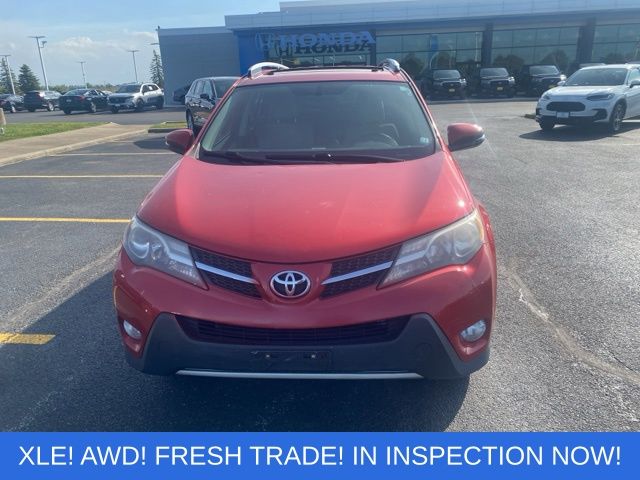 2015 Toyota RAV4 XLE AWD's photo