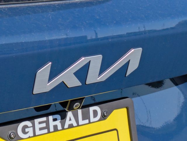 2025 Kia Sorento S - Photo 29