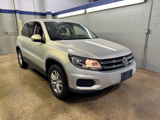 2012 Volkswagen Tiguan SEL's photo