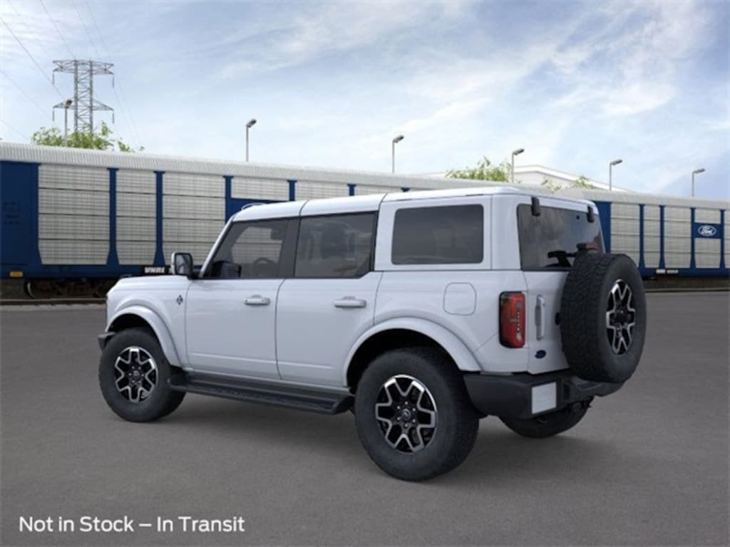New 2025 Ford Bronco Outer Banks SUV