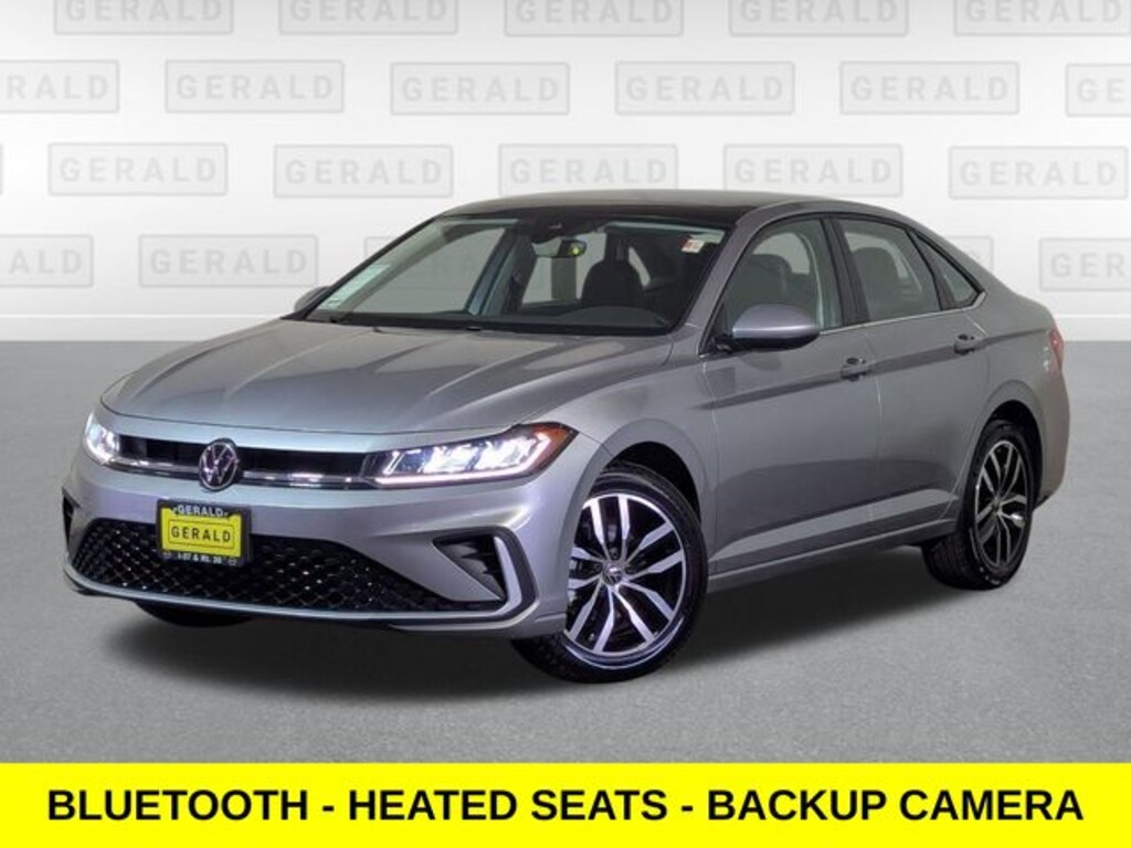 Used 2025 Volkswagen Jetta 1.5T SE Sedan