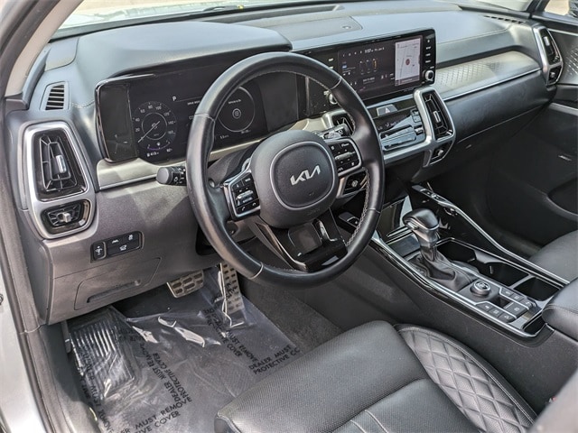 Used 2022 Kia Sorento SX Prestige with VIN 5XYRK4LF7NG077717 for sale in North Aurora, IL