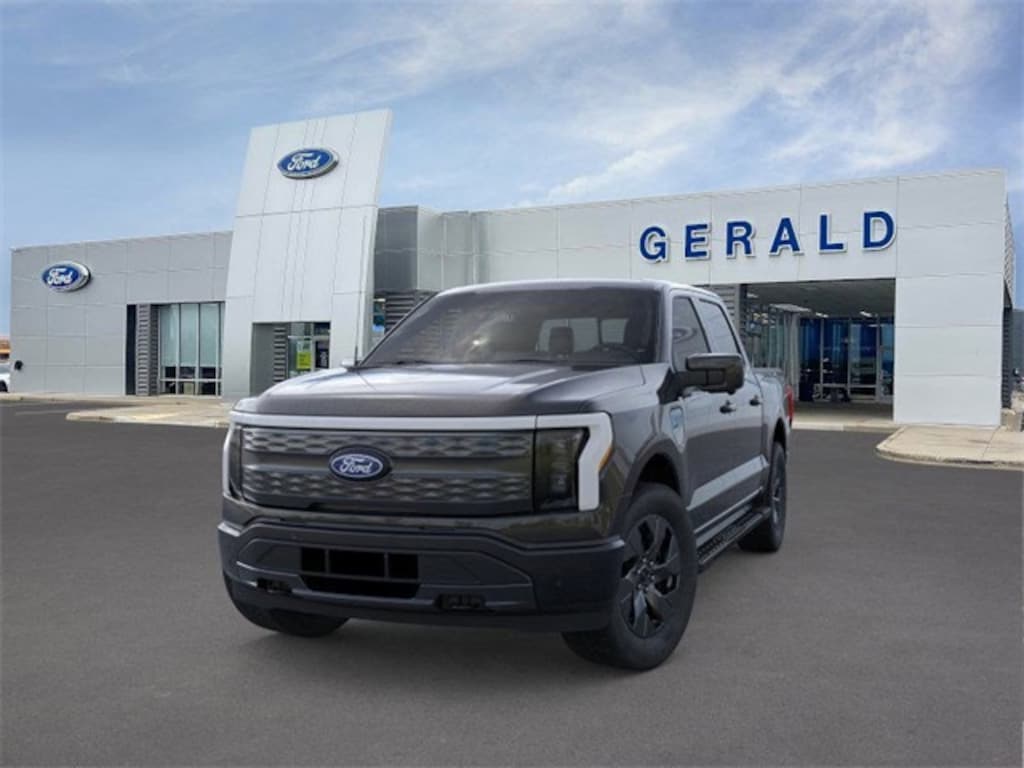 New 2025 Ford F-150 Lightning Lariat TRUCK