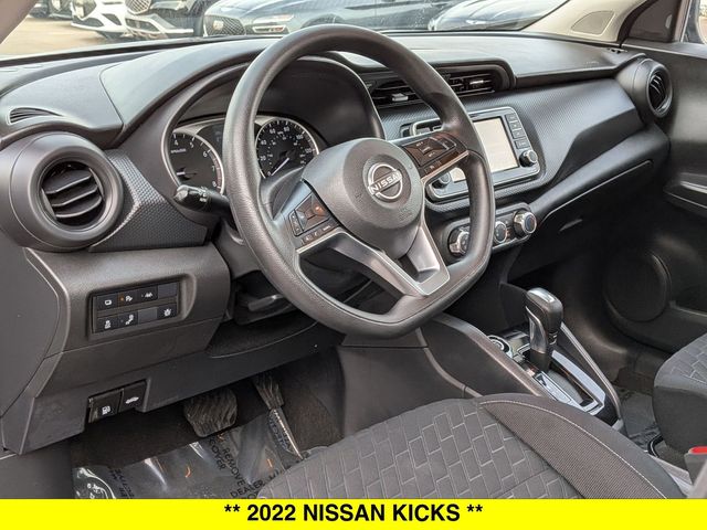 Used 2022 Nissan Kicks S with VIN 3N1CP5BVXNL498302 for sale in North Aurora, IL