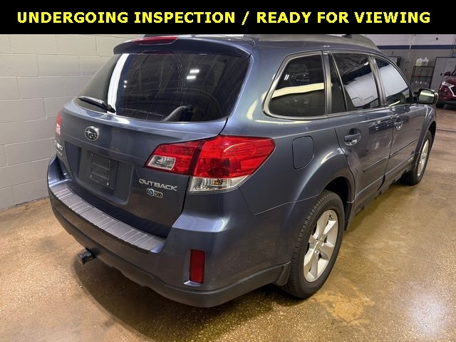 Used 2013 Subaru Outback Limited with VIN 4S4BRCJC3D3259042 for sale in North Aurora, IL