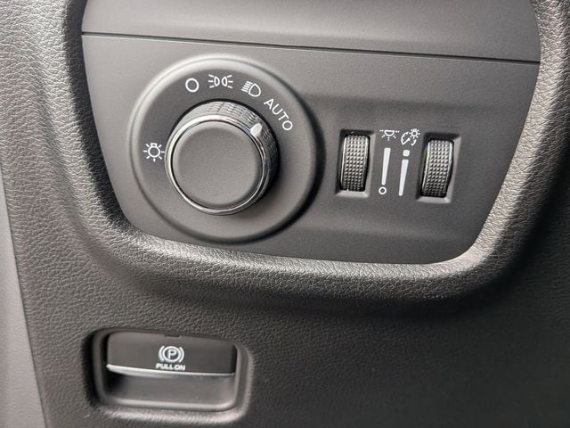 2023 Jeep Grand Cherokee Altitude - Photo 21