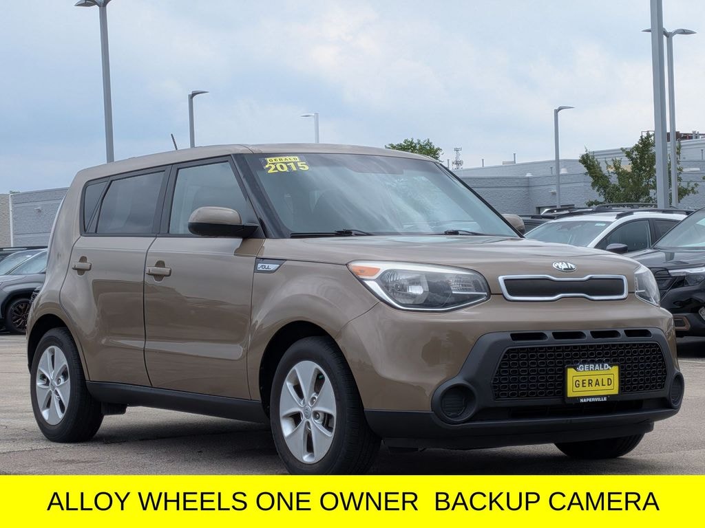 Used 2015 Kia Soul Base FWD Hatchback