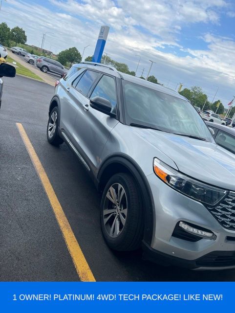 2020 Ford Explorer Platinum 4WD's photo