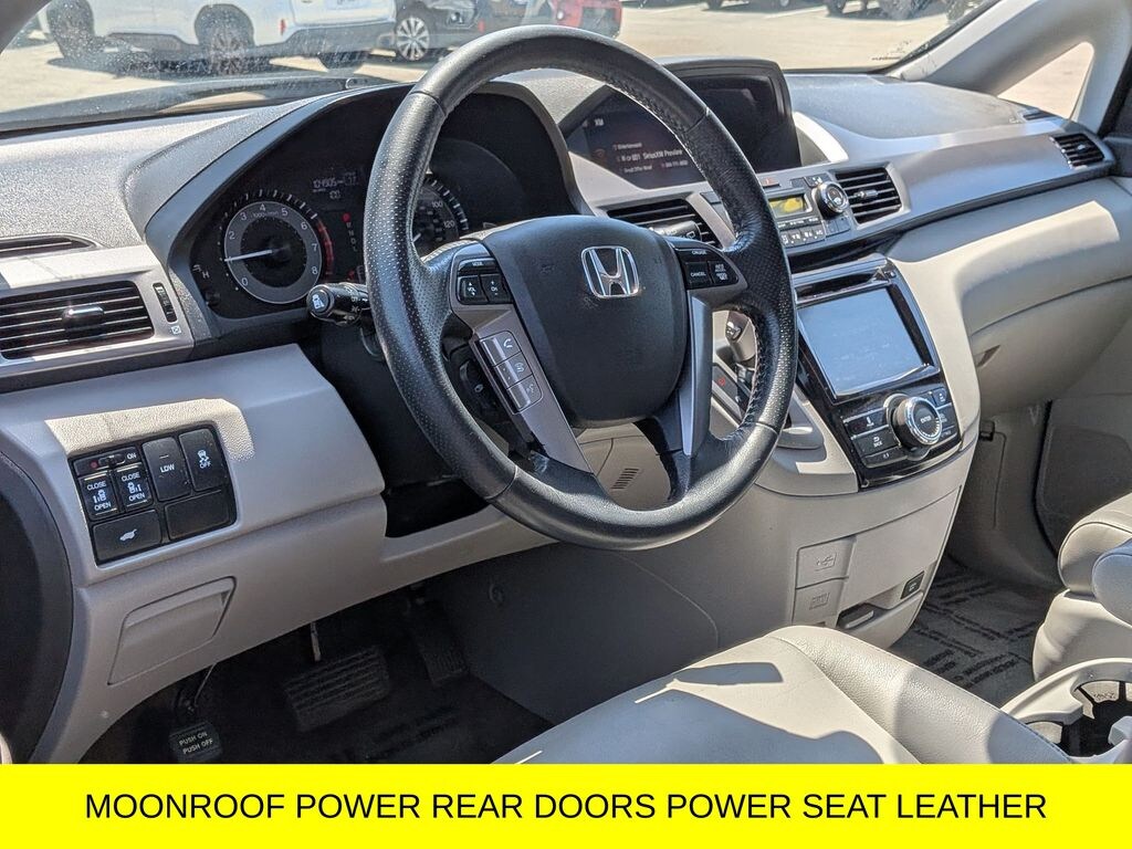 Used 2015 Honda Odyssey EX-L w/RES Van