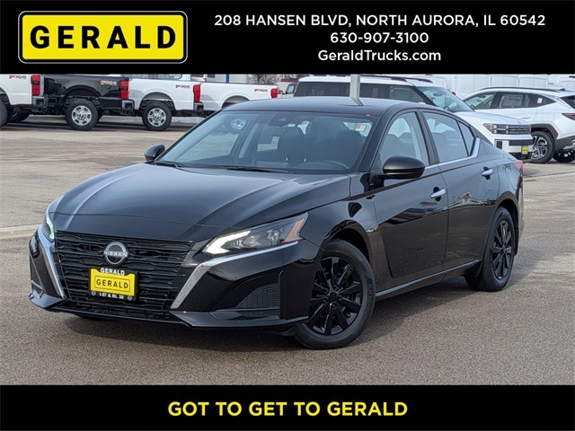 2025 Nissan Altima S's photo