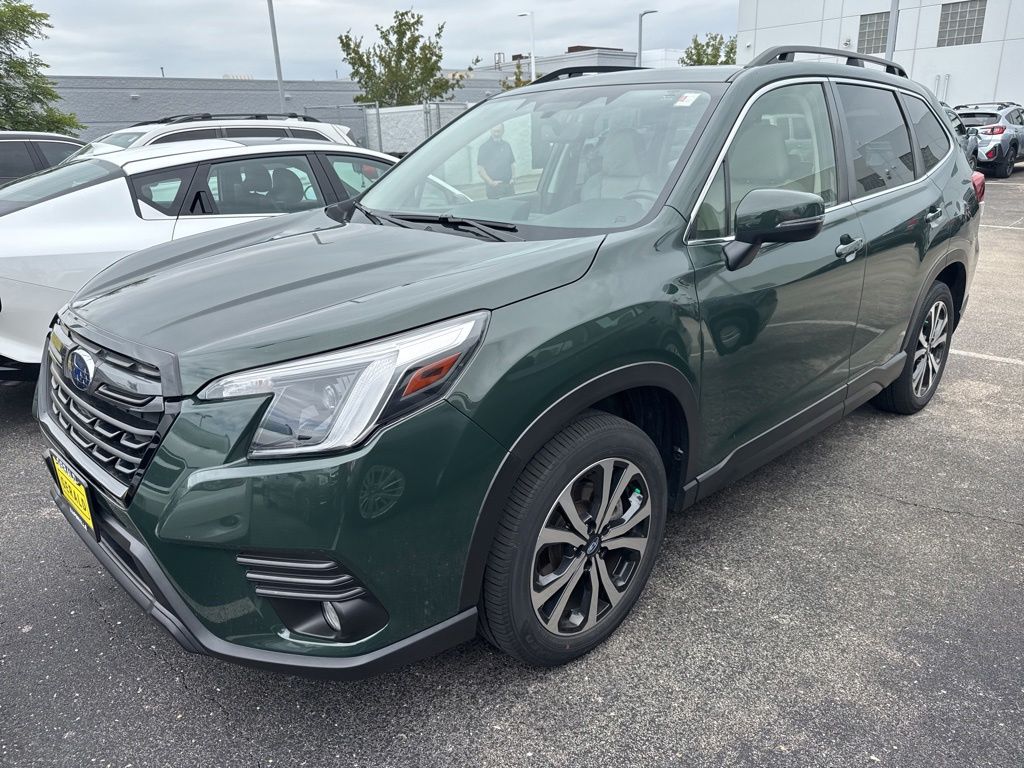 2023 Subaru Forester Limited's photo
