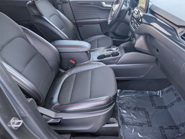 2025 Ford Escape ST-Line - Photo 27