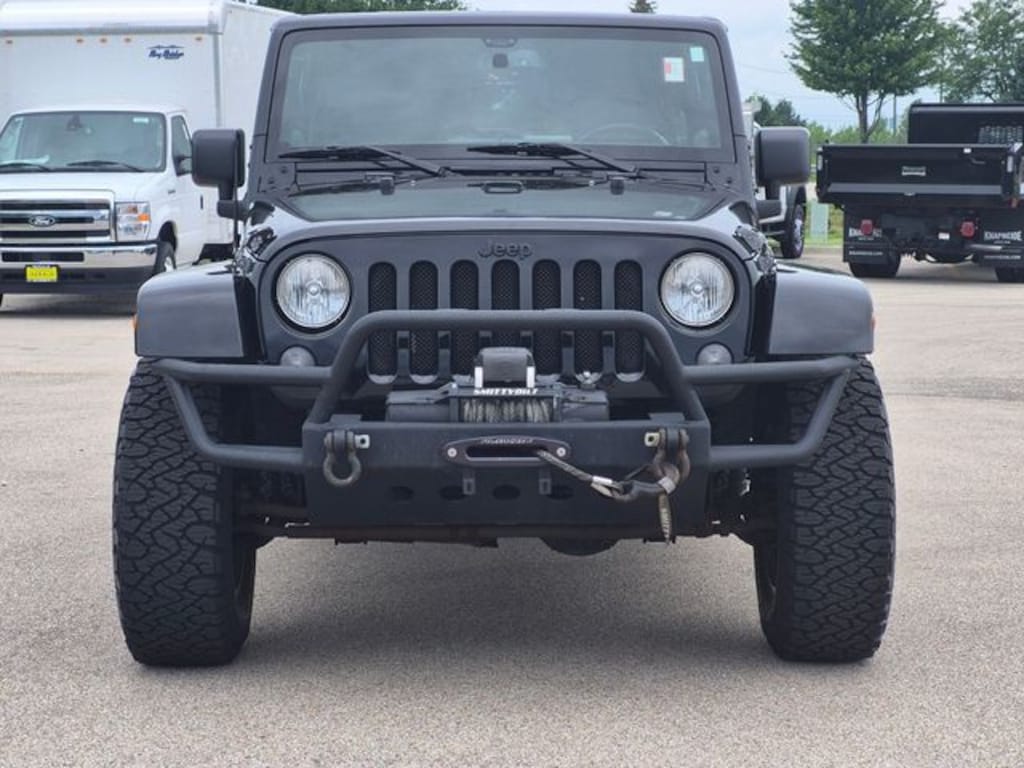 Used 2014 Jeep Wrangler Unlimited Sahara 4x4 SUV