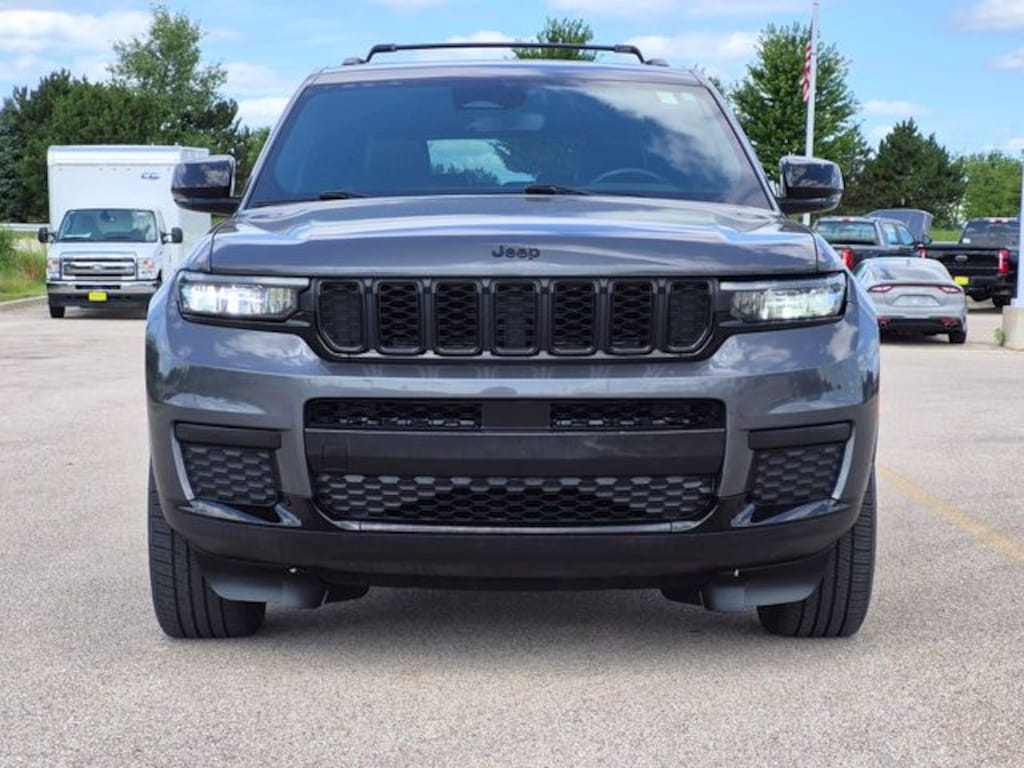 Used 2021 Jeep Grand Cherokee L Laredo SUV