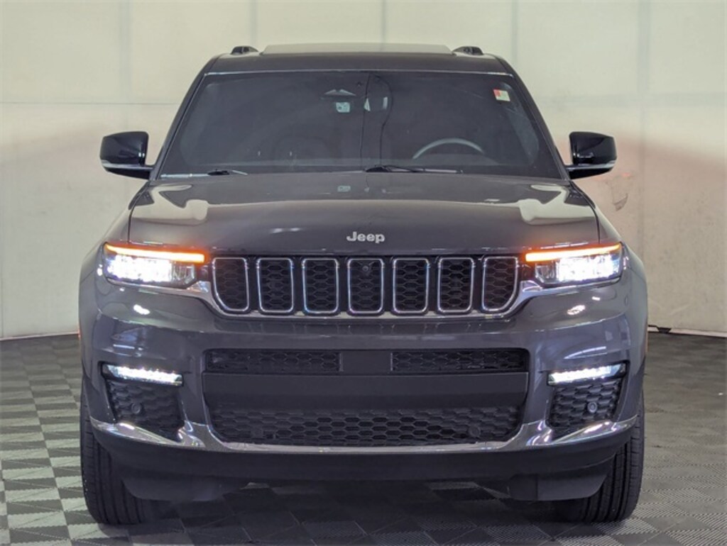Used 2025 Jeep Grand Cherokee L Limited SUV