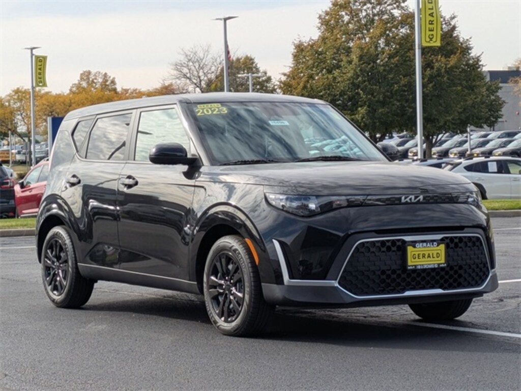 Certified 2023 Kia Soul LX Hatchback