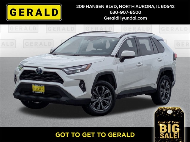 2022 Toyota RAV4 XLE Premium's photo