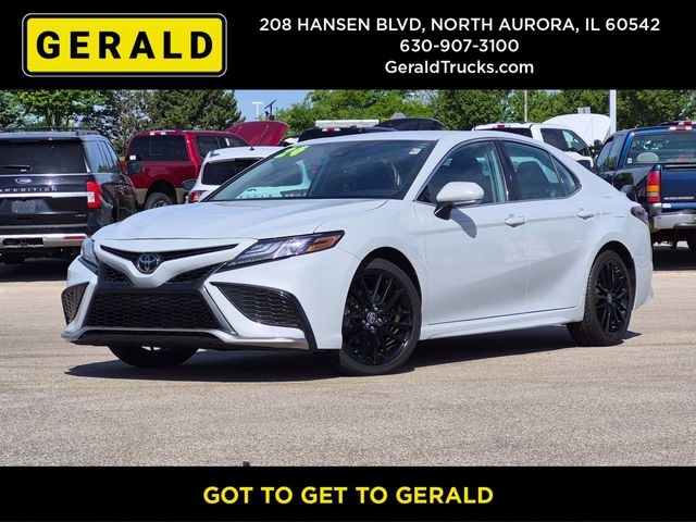 2024 Toyota Camry XSE's photo