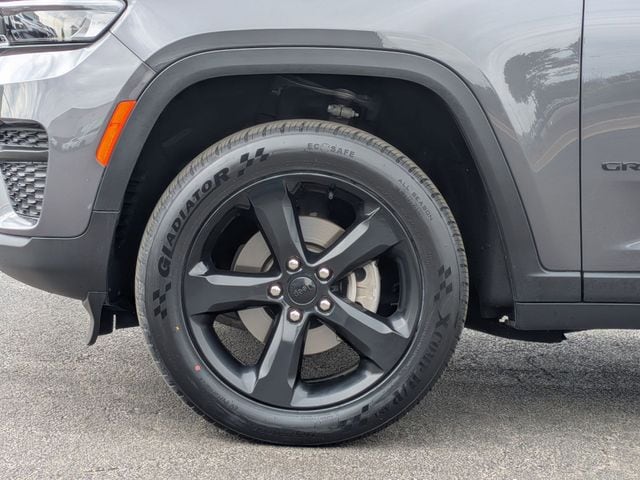 2023 Jeep Grand Cherokee Altitude - Photo 10