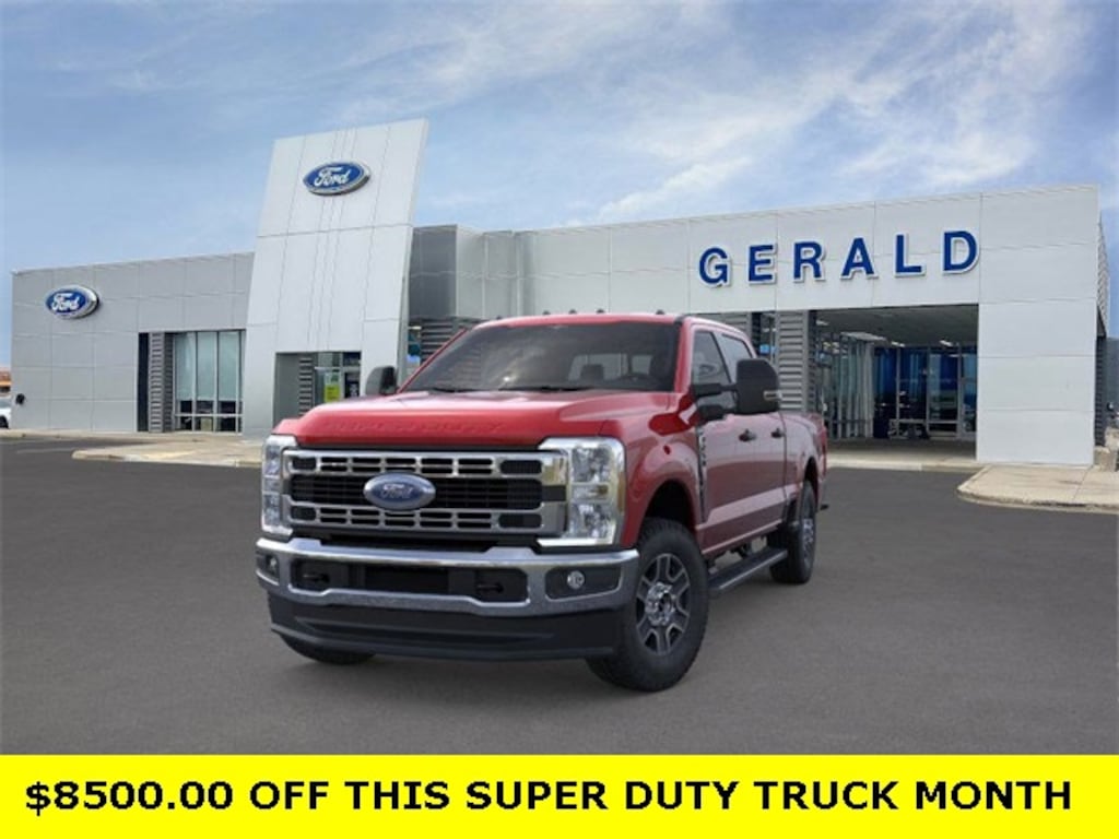 New 2025 Ford F-250 XLT Truck Crew Cab