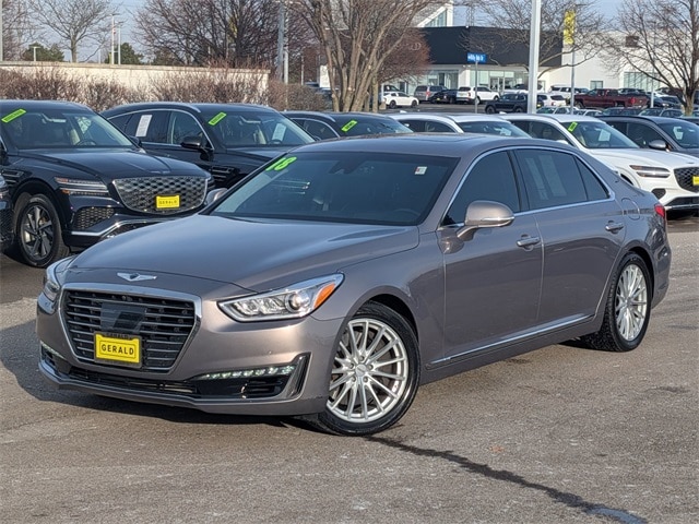 2018 GENESIS G90 Premium's photo