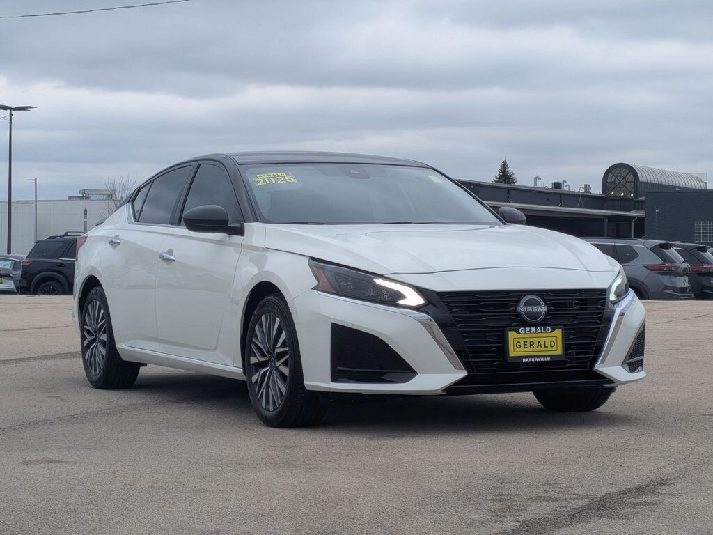 Certified 2025 Nissan Altima SV Sedan