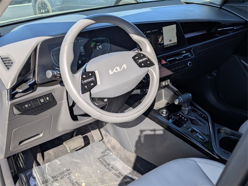 New 2025 Kia Niro EX SUV