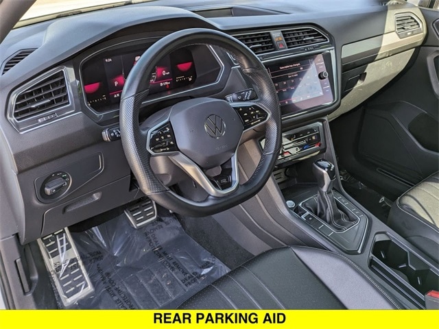 Used 2022 Volkswagen Tiguan SE R-LINE BLACK with VIN 3VVCB7AX7NM060455 for sale in North Aurora, IL