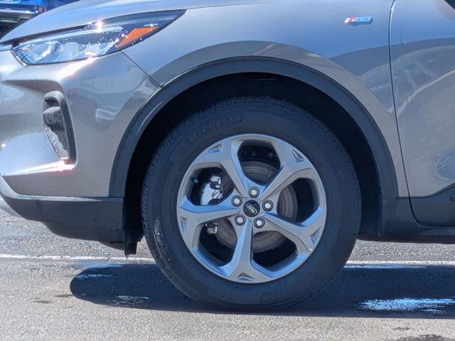 2025 Ford Escape ST-Line - Photo 10