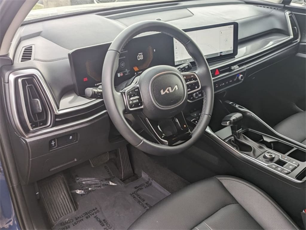Used 2025 Kia Sorento S SUV