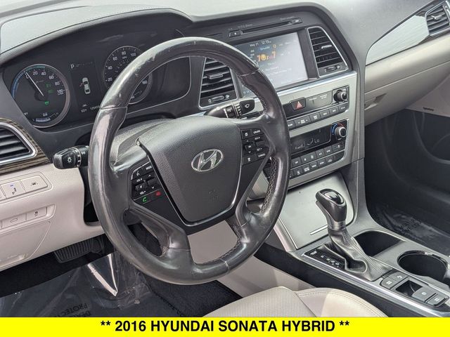 Used 2016 Hyundai Sonata Hybrid Limited with VIN KMHE34L19GA021096 for sale in North Aurora, IL