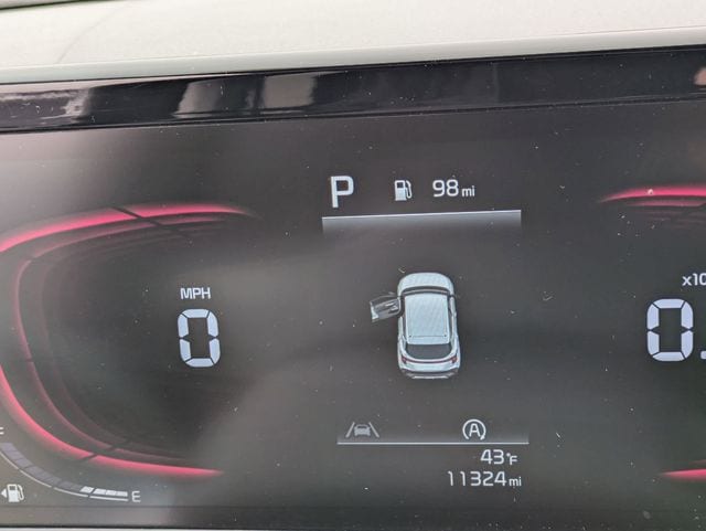 2025 Kia Seltos LX - Photo 13