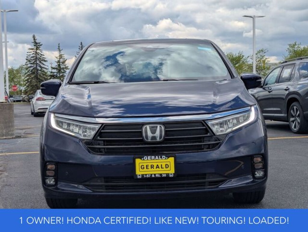 Certified 2023 Honda Odyssey Touring Van