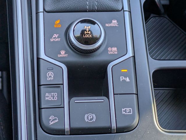 2025 Kia Sorento S - Photo 23