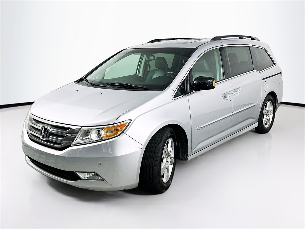 Used 2011 Honda Odyssey Touring with VIN 5FNRL5H92BB049932 for sale in Augusta, GA