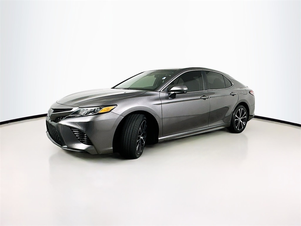 Used 2019 Toyota Camry SE with VIN 4T1B11HK6KU807499 for sale in Augusta, GA