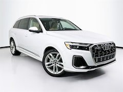 2025 Audi Q7 55 Premium Plus SUV