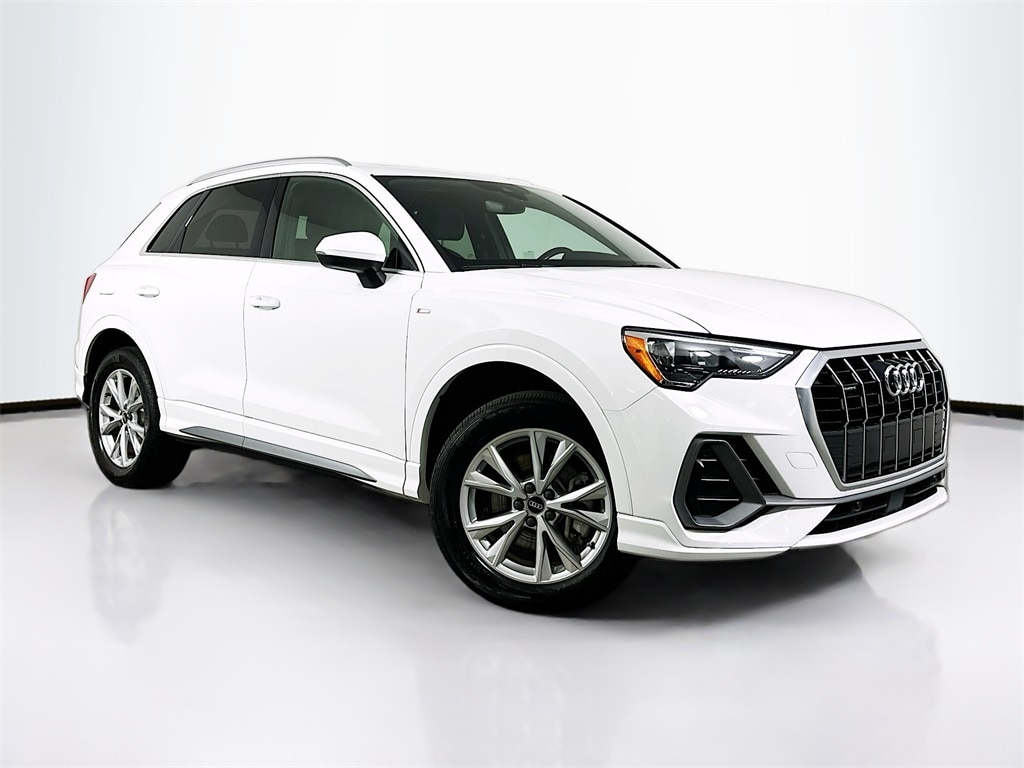 2022 Audi Q3 S Line Premium's photo