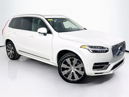 2025 Volvo XC90 Plug-In Hybrid T8 Plus SUV